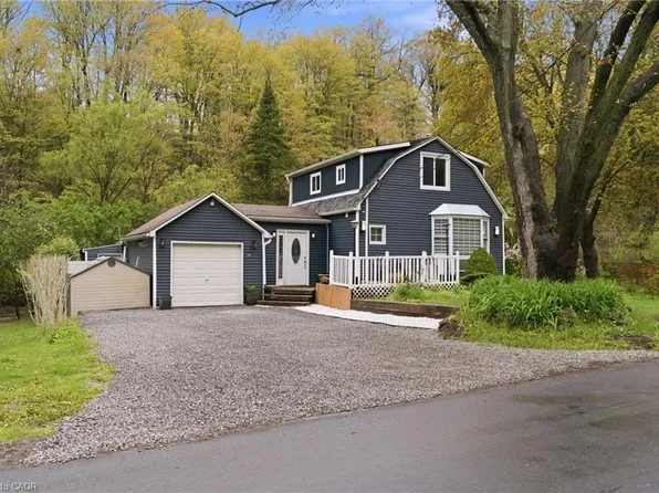 1262 Hidden Valley Rd, Burlington, ON L7P 0T5