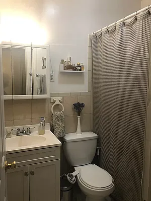 Rented by R New York | media 10