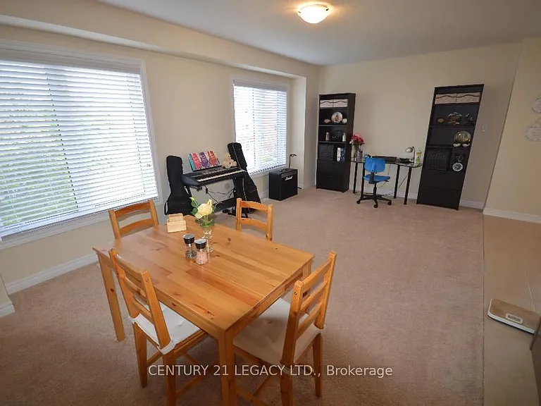 420 Linden Dr #2 — Photo 8