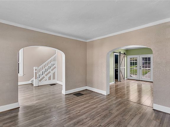5th image of 731 Park Ave
