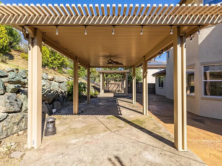 2100 Lamego Way — Photo 28