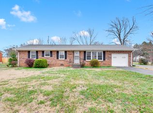 818 Fair Ave, Lawrenceburg, TN 38464