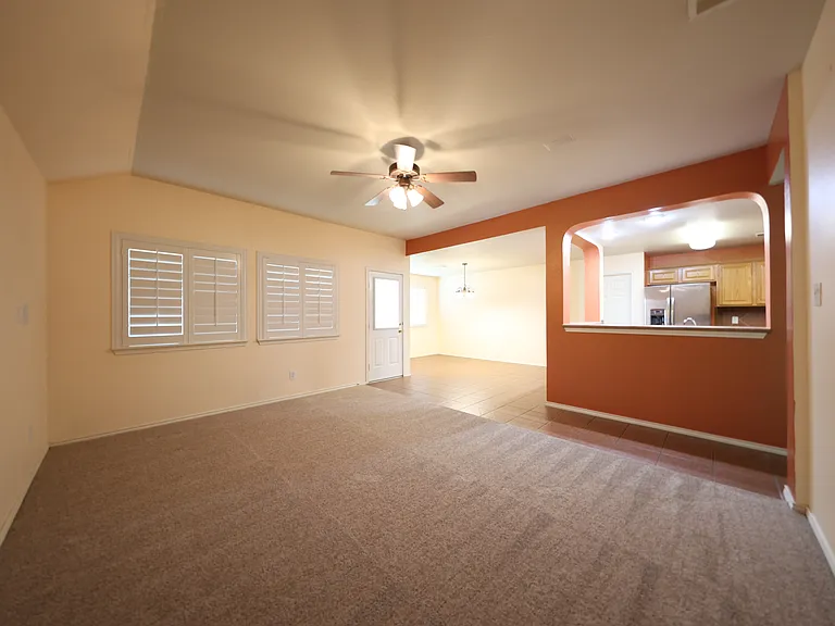 1804 Lobrecht Ct — Photo 9