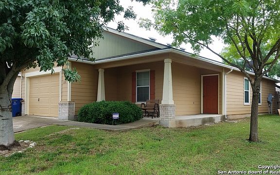 2nd image of 2210 Mission Cir