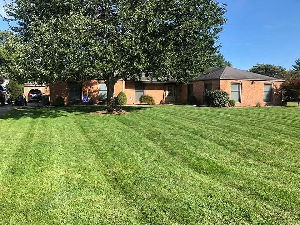 1st image of 502 Manor Dr