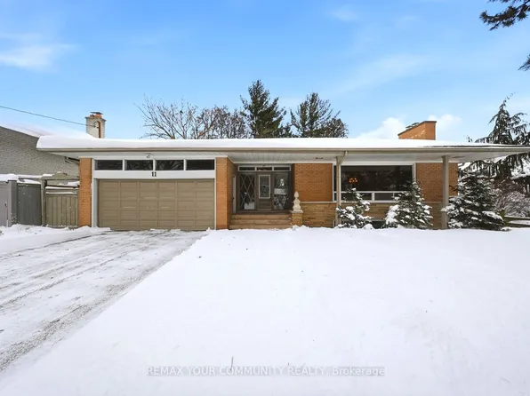 11 Grovetree Rd, Toronto, ON M9V 2Y1
