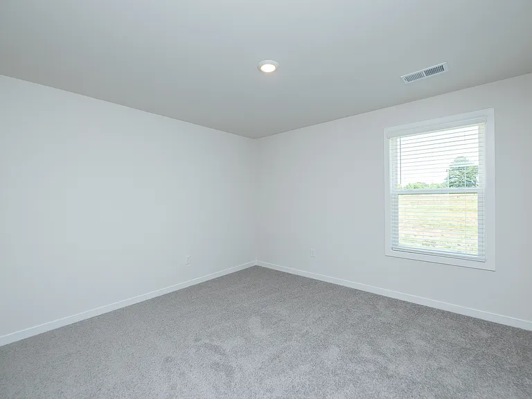 1004 Gresham Pl — Photo 15