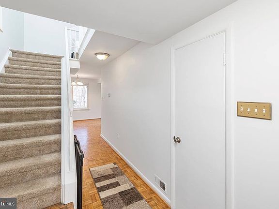 2nd image of 12265 Greenleaf Ave