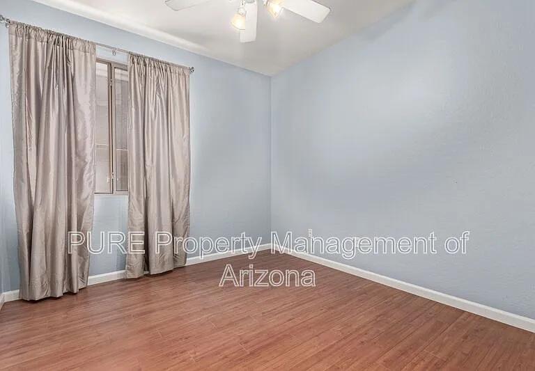 737 S Sycamore Pl — Photo 25