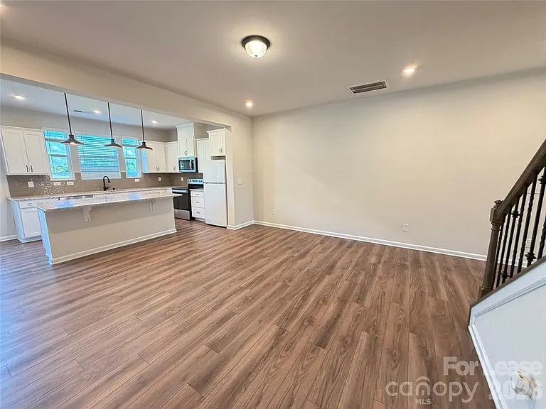 9233 Northfield Crossing Dr — Photo 6