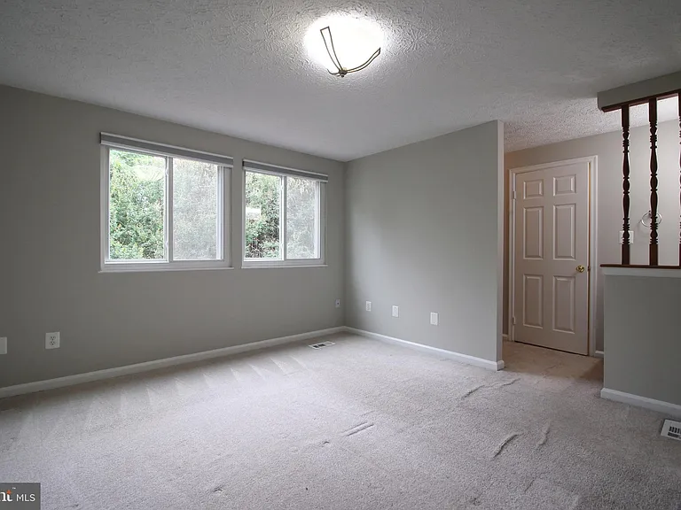14126 Red River Dr — Photo 28