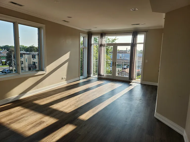 2725 Budd St #2A — Photo 3