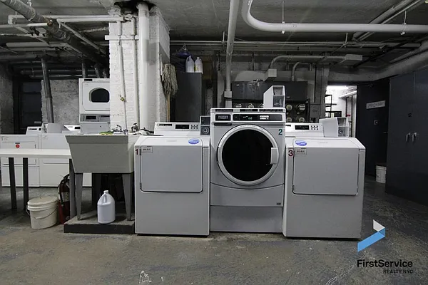 Rented by FirstService Realty (legacy) | media 6