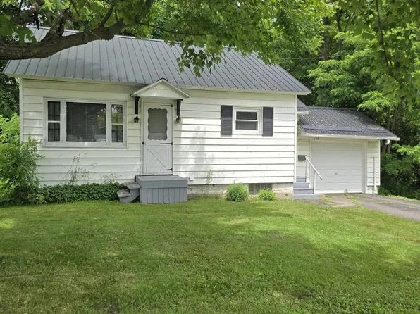 109 Franklin St, Malone, NY 12953