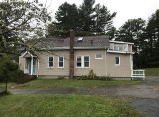 107 Marion Rd, Mattapoisett, MA 02739