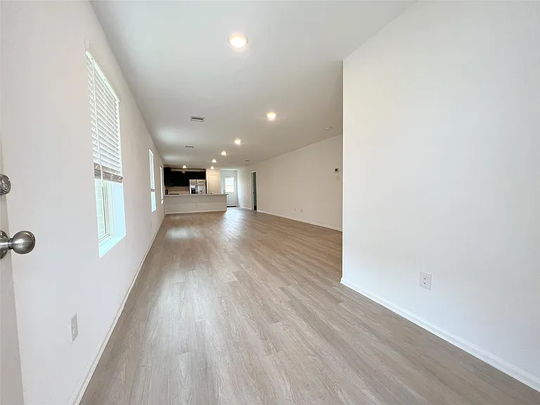 14510 Woodcott Warren Way — Photo 3