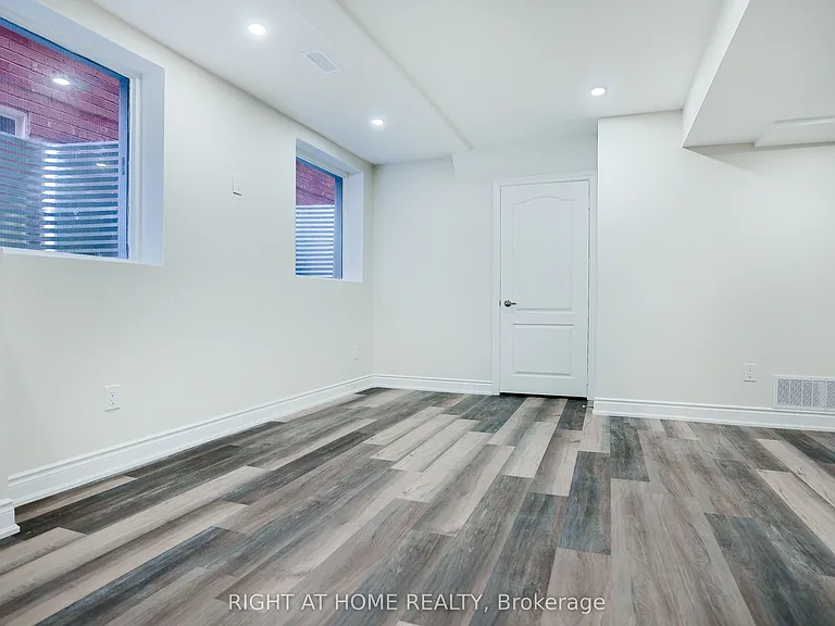440 Downes Jackson Hts #BASEMENT — Photo 12