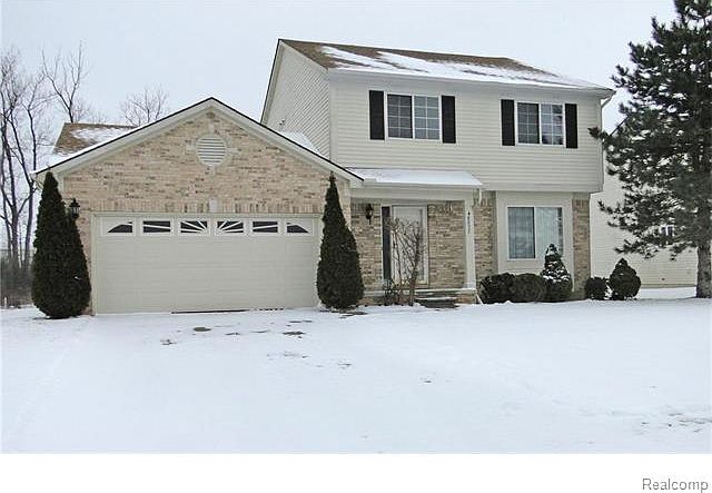 1st image of 48897 Ashbury Dr #17