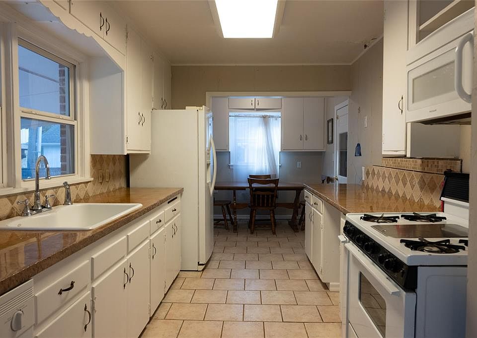 1728 NW 63rd St, Nichols Hills, OK 73116 | MLS #1216619 | Zillow