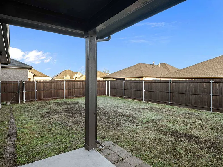 583 Bradley Dr — Photo 28