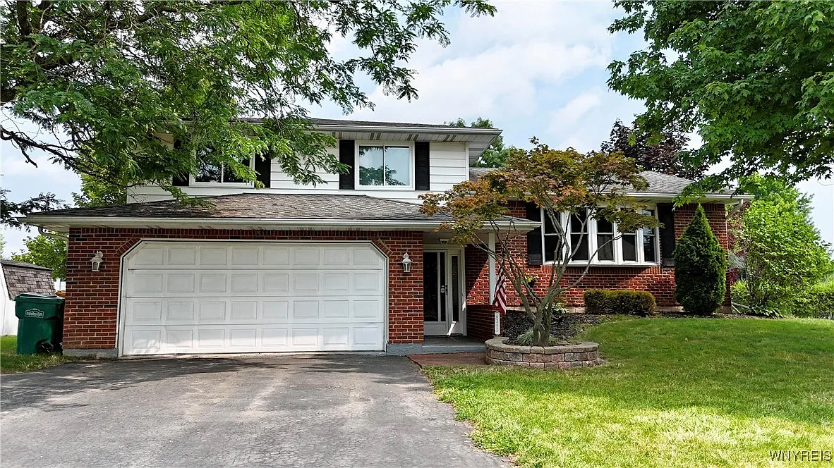 6393 Jennifer Dr photo 1
