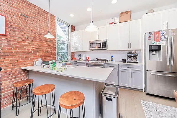 Rented by Living New York | media 14