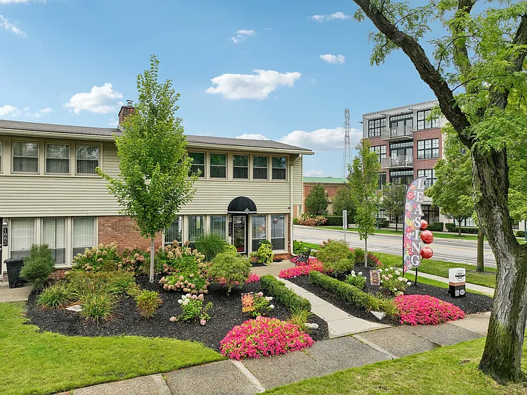Eton Square Apartments and Townhomes — Photo 42