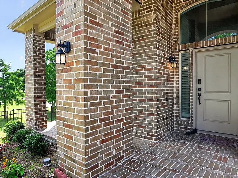 3912 Crater Cir — Photo 27