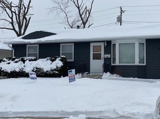 4511 Midway Dr NW, Cedar Rapids, IA 52405