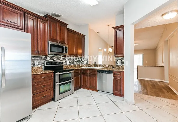 7803 Myrtle Oak Ln — Photo 7