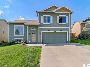 20626 Parker St, Elkhorn, NE 68022