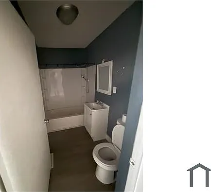 1657 S Delaware St — Photo 2