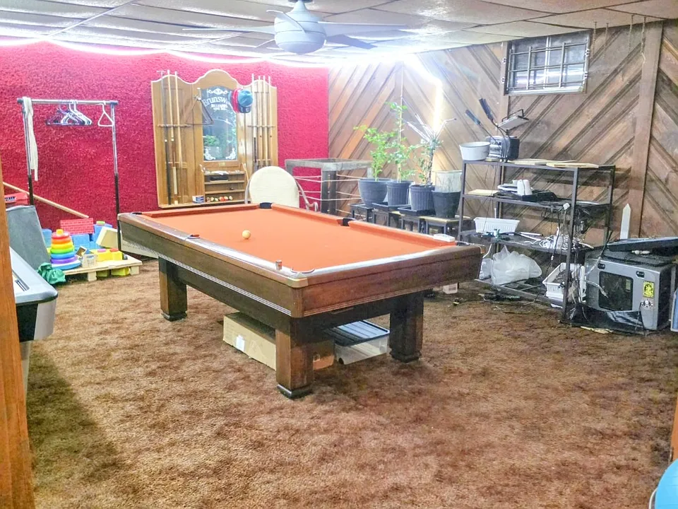 300 Angora Rd