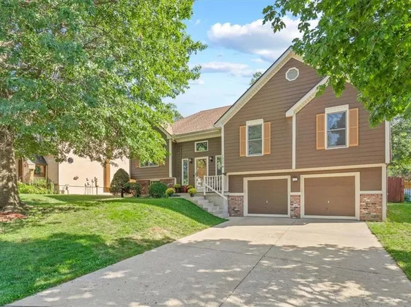 1625 W Loula St, Olathe, KS 66061