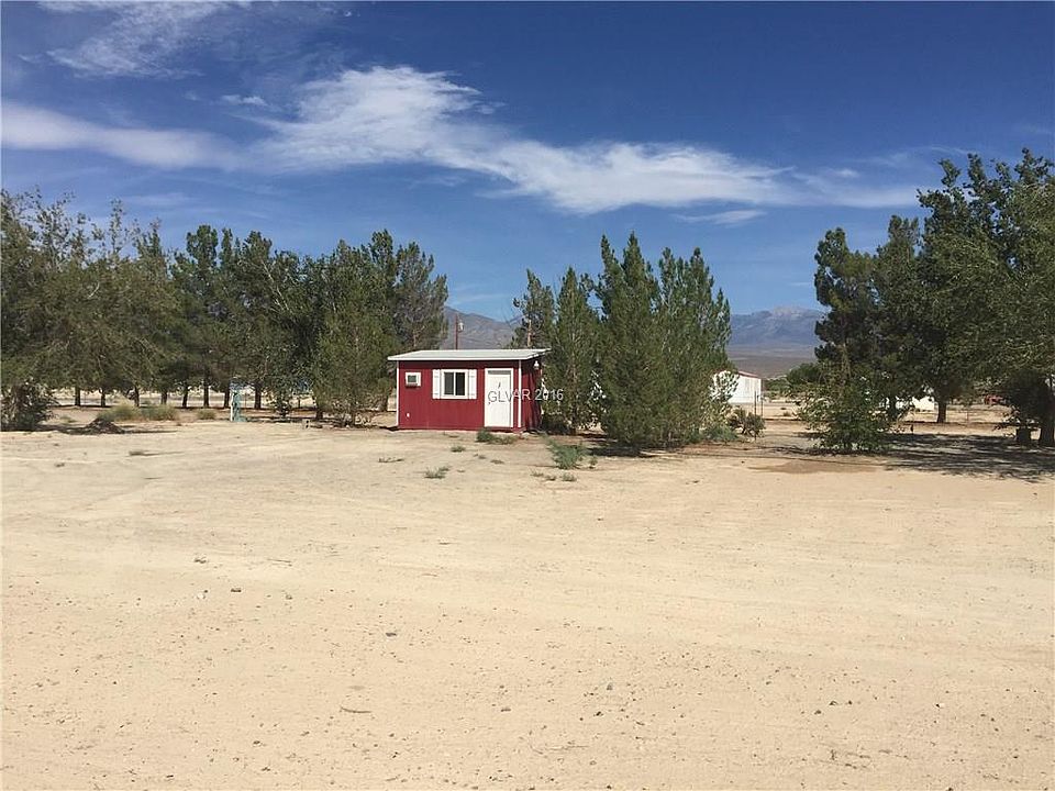 1st image of 621 W Janet Ln