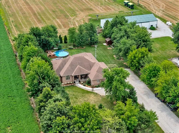 2207 S Middle Rd, Lakeshore, ON N0R 1K0
