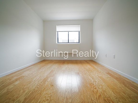 3rd image of 3132 31st St APT 2