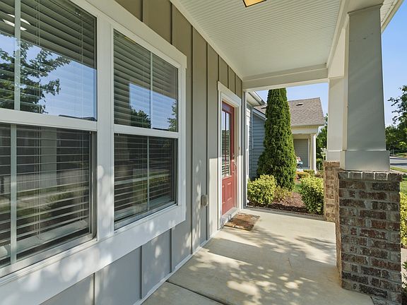 4th image of 759 Westcott Ln