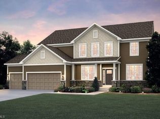 112 Harvester Dr, Akron, OH
