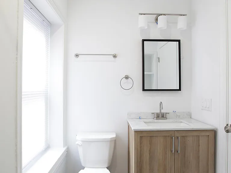 3619 Powelton Ave #2R — Photo 11