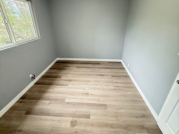 5th image of 14557 Pacific Ave #F