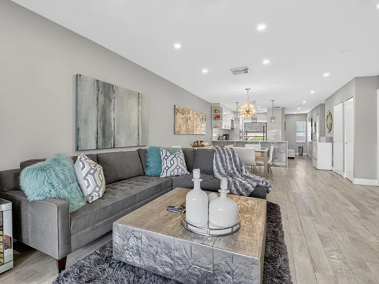 9299 Vista Del Lago #16D — Photo 16