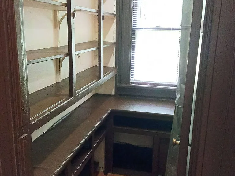 1609 W Meinecke Ave — Photo 13