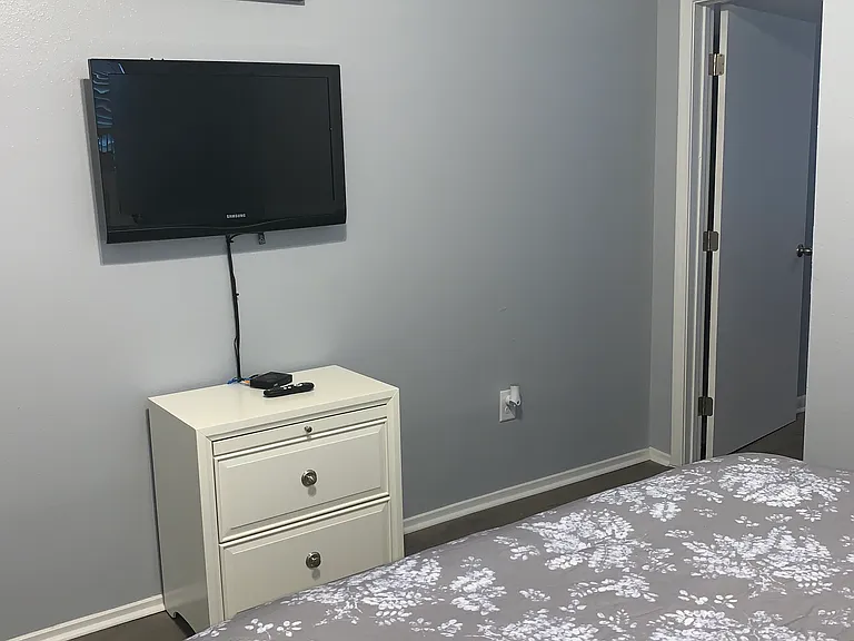 3642 Fairmont Dr — Photo 9