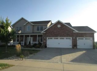 1772 Kingsbury Rd, Washington, IL 61571