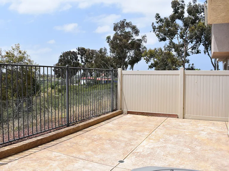 1281 Aguirre Dr — Photo 17