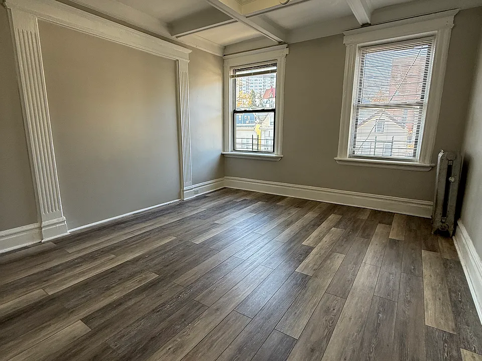 409 Summer Ave #6 — photo 2 of 7