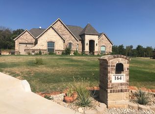 164 Spring Meadow Dr, Springtown, TX 76082