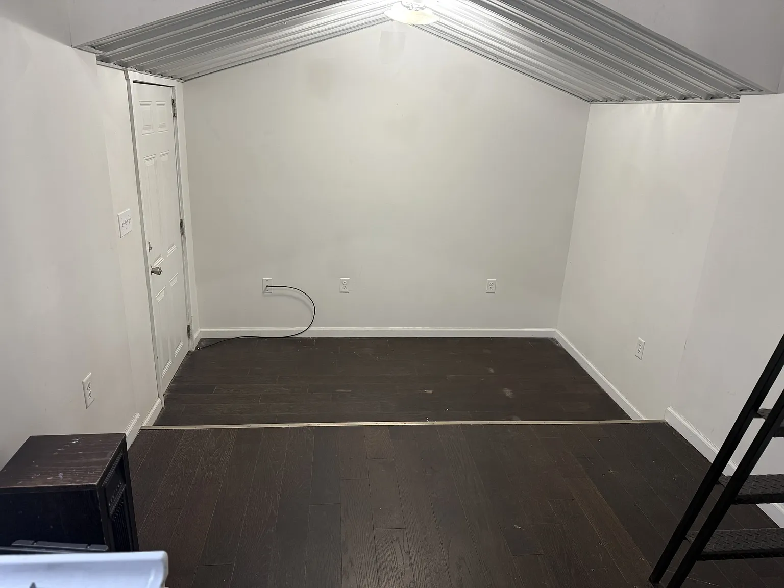 1 bed, 350 sqft, $800 — Photo 3