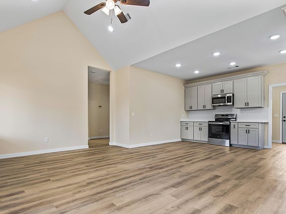 4th image of 30 Jo Ritter Rd